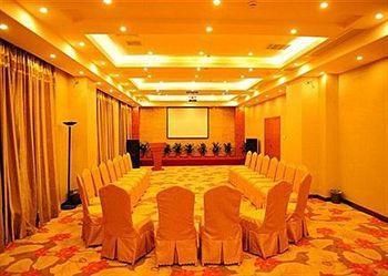 Nanchang Huayu New World Hotel Exterior foto